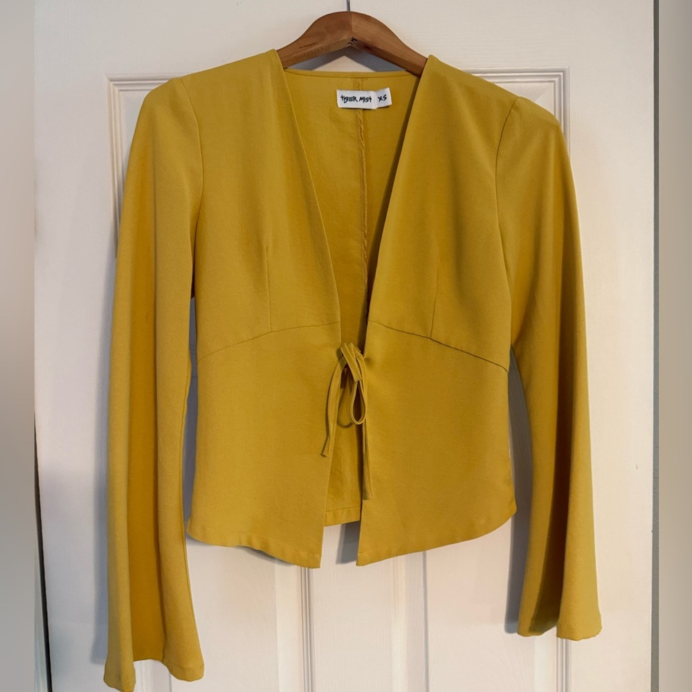 XS tiger mist tie front top